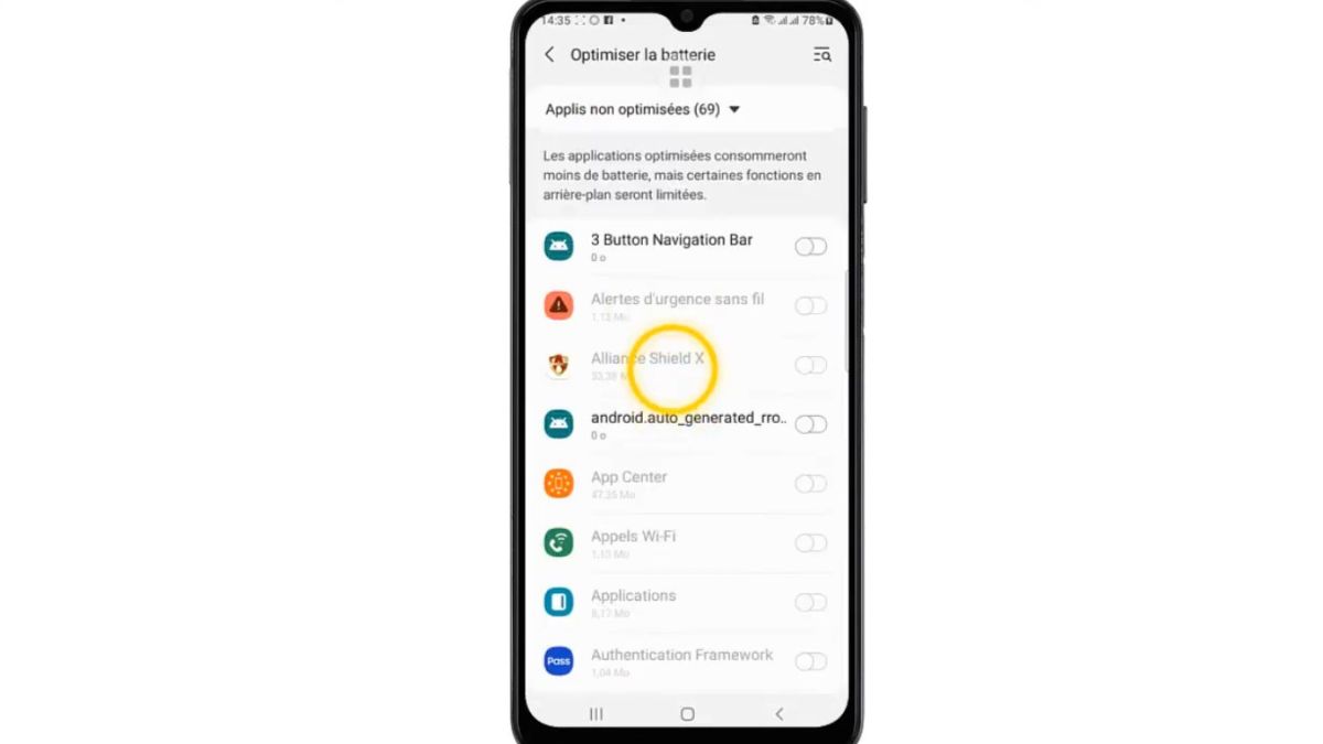 Sensore di impronte digitali sotto lo schermo Samsung: perché a volte fallisce?