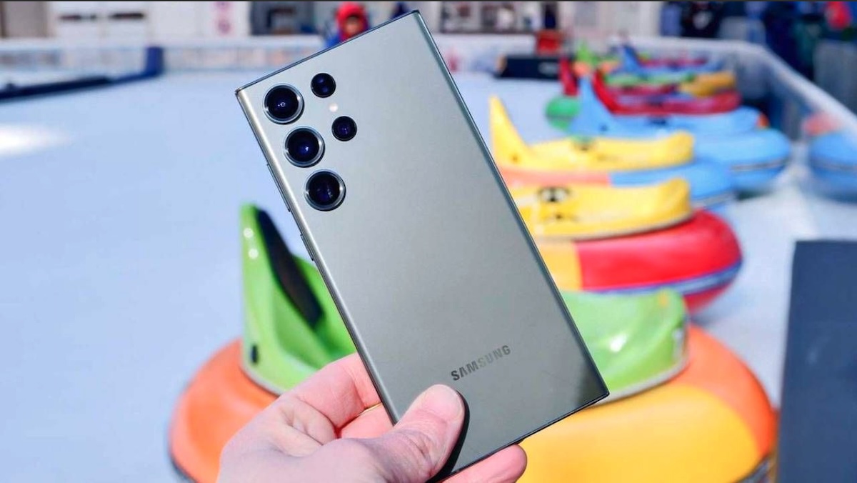 Samsung decide di mantenere il prezzo dei Galaxy S26 nonostante la carenza di componenti